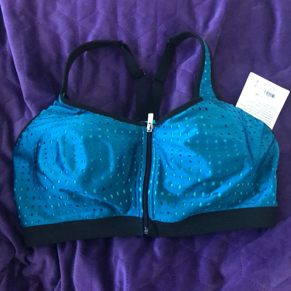 VS sports bra